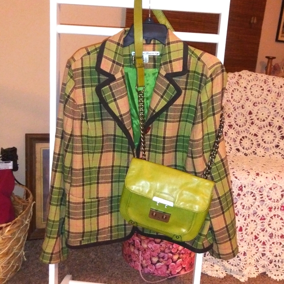 Jackets & Blazers - Vintage green blazer and genuine leather handbag bundle